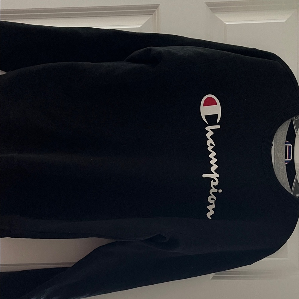 Champion Black Crewneck Sweatshirt, Boys Medium